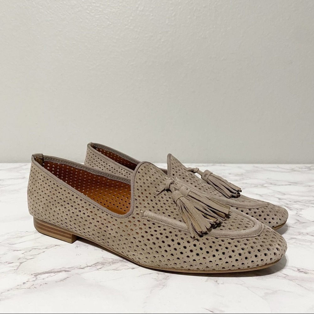 Franco Sarto Taupe Perforated Suede Tassel Loafers Women’s Size 11 EUC